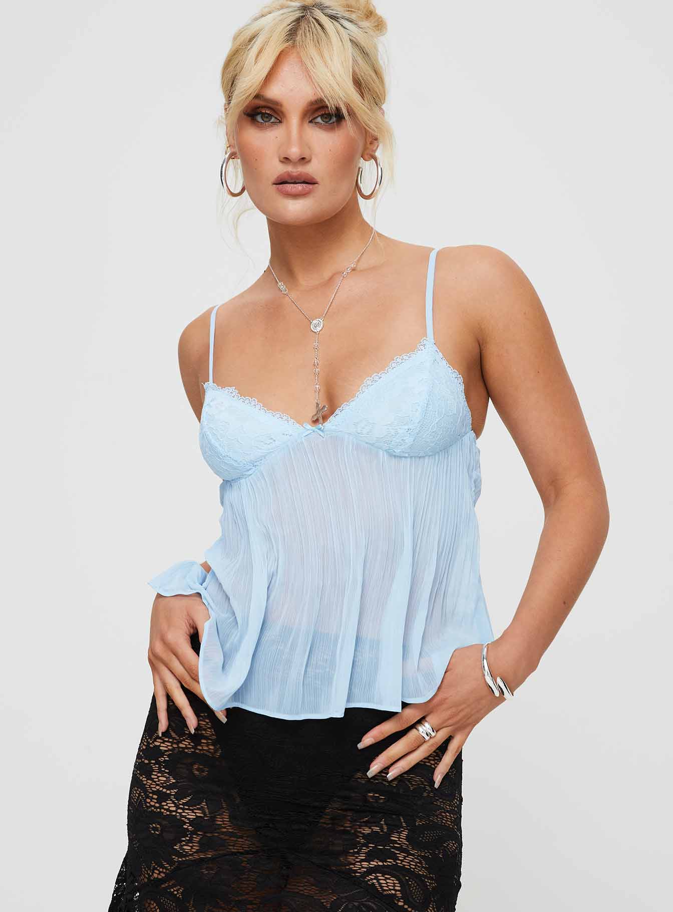 Stine - Lace Pleated Top