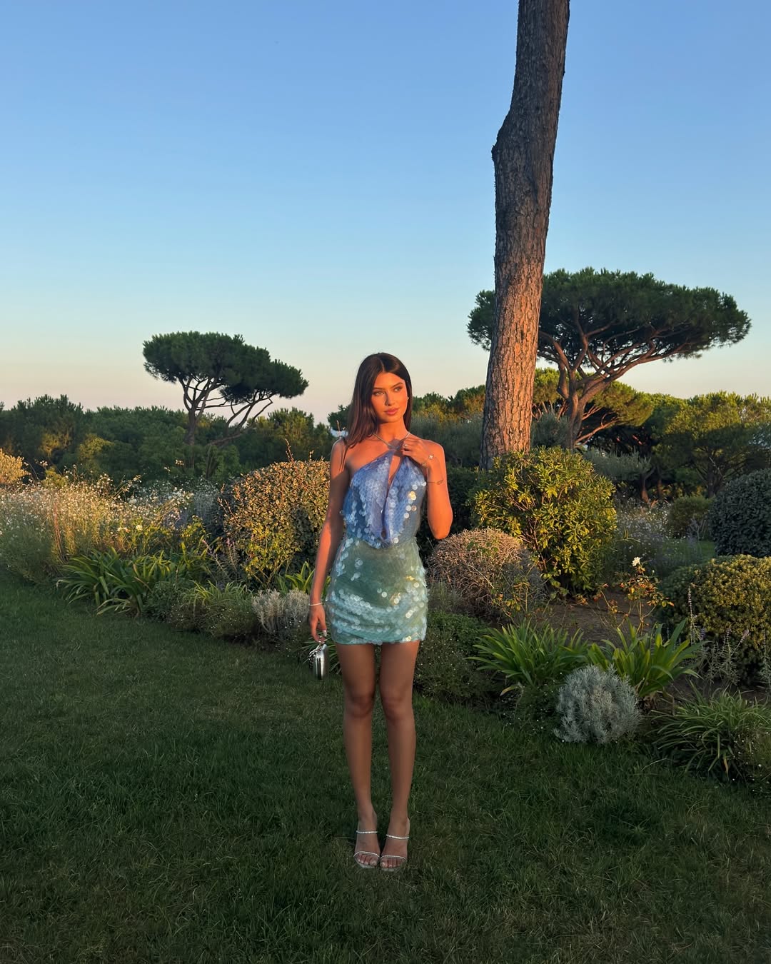 Ronja - Glitrende Ombré Paljettkjole