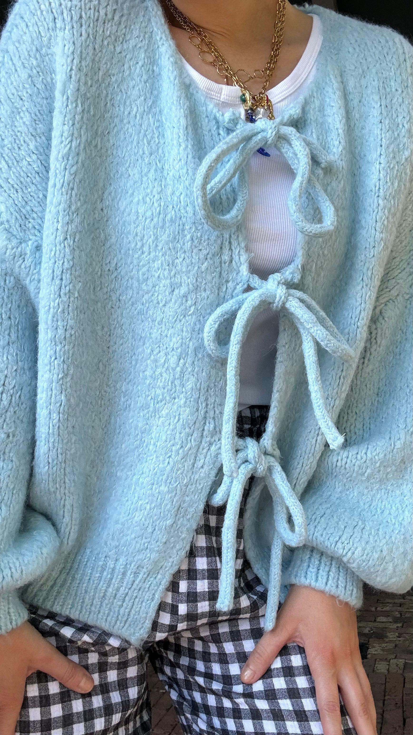 Tilly - Stilfull østkardigan