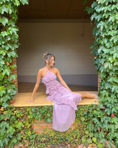 Alva - Ruffle Maxi Kjole i Lavendel